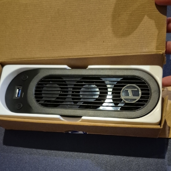 Black Portable Air Purifier - Picture 1 of 4